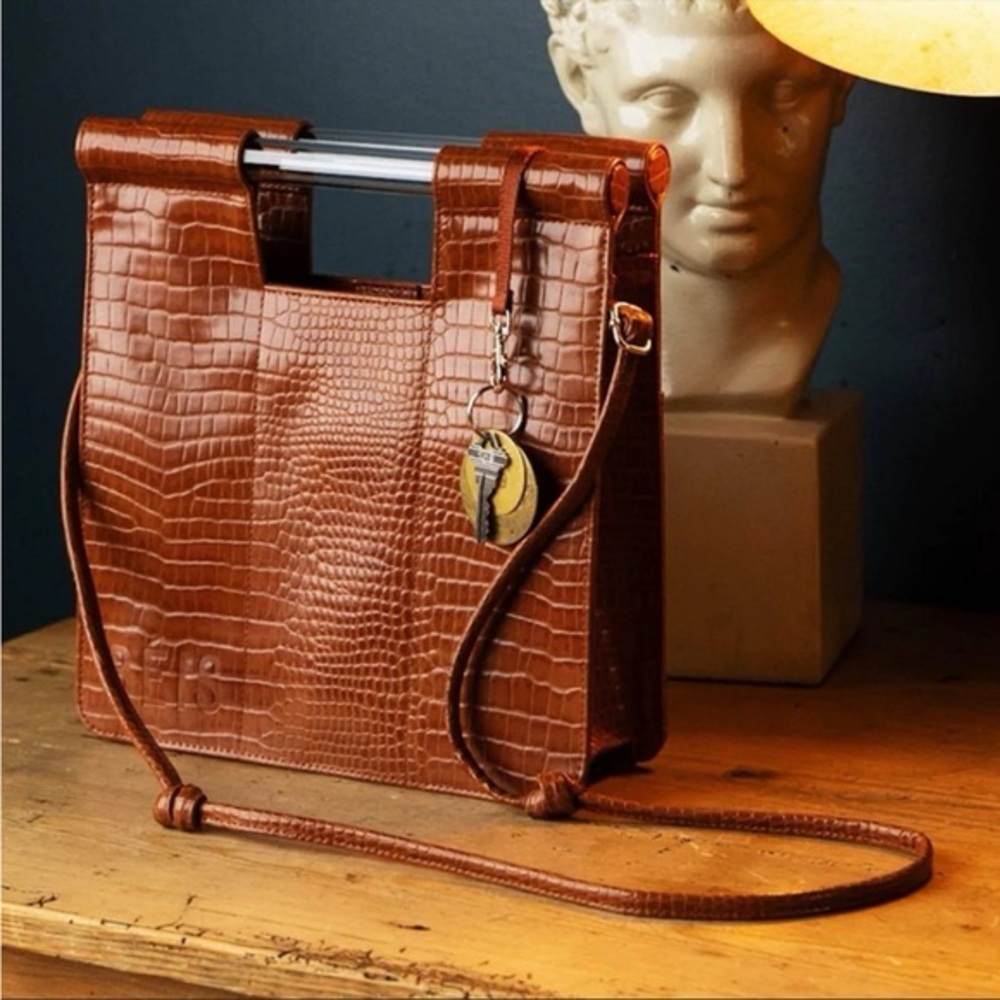 BEIS Croc Crossbody in Cognac